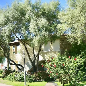Appart hôtel In With Swimming Pool In, Porto Rotondo
